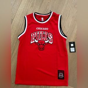 NWT Chicago Bulls Basketball Jersey Boys Size 14-16